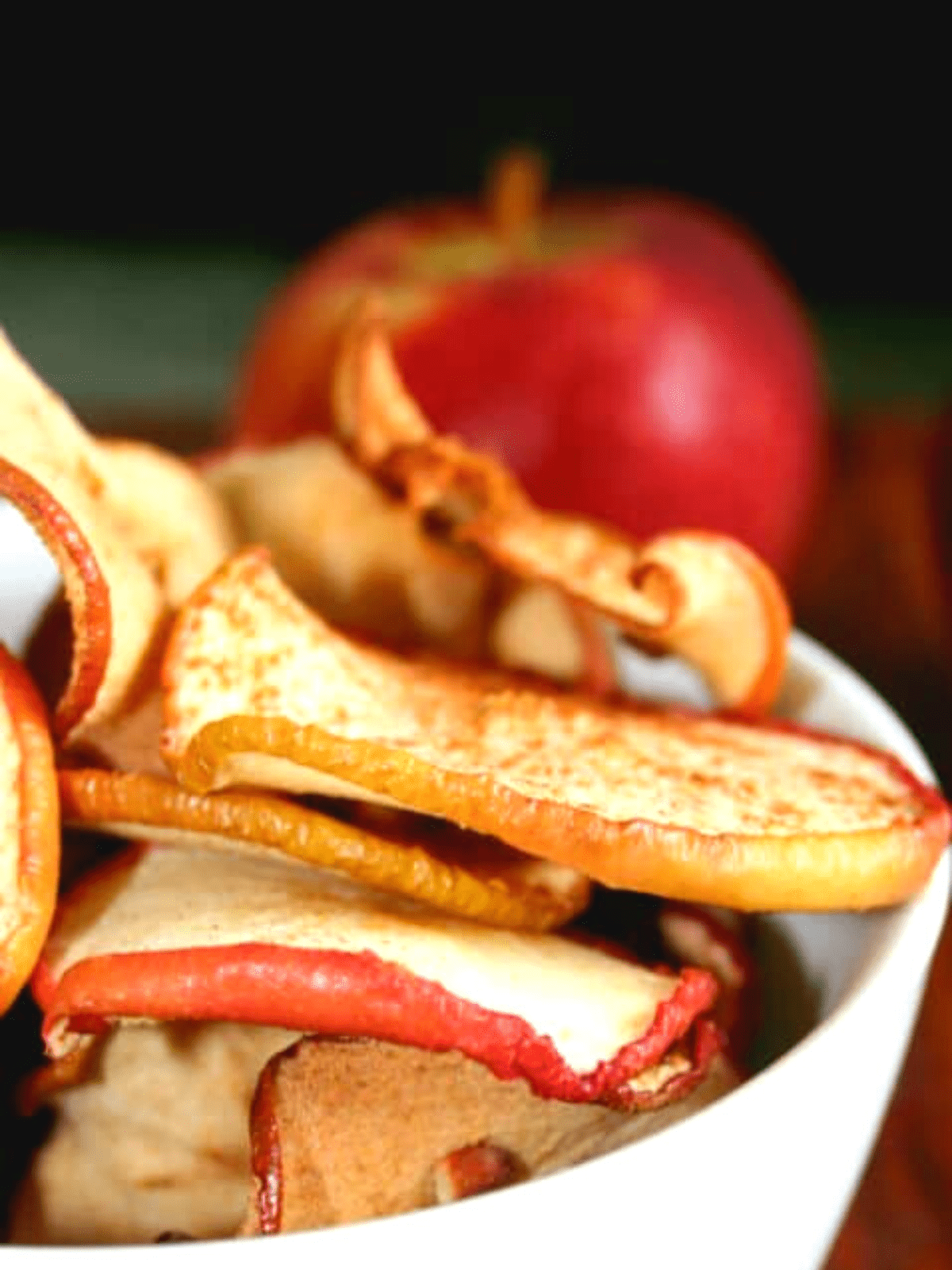 apple chips with cinnamon