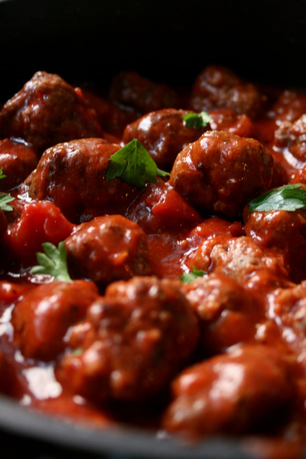 Clean Eating Mini Meatballs. An all time classic that can makes regular budget beef mince a little bit fancy!