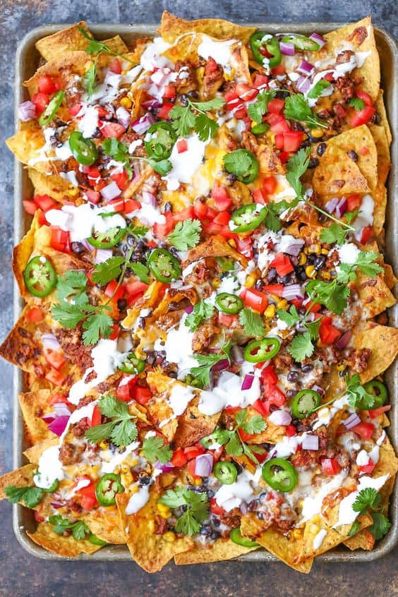 loaded sheet pan nachos
