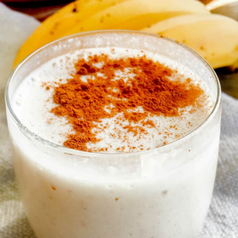 {Clean Eating} Homemade vanilla protein shake is a real food, all natural alternative to powdered protein shakes.