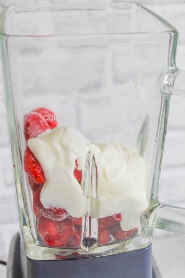 clean eating strawberry frozen yogurt