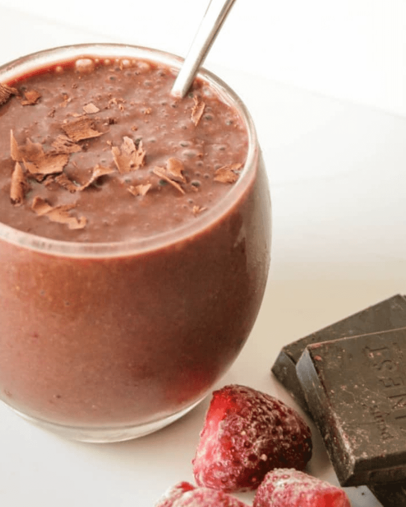 dark chocolate smoothie with strawberries 