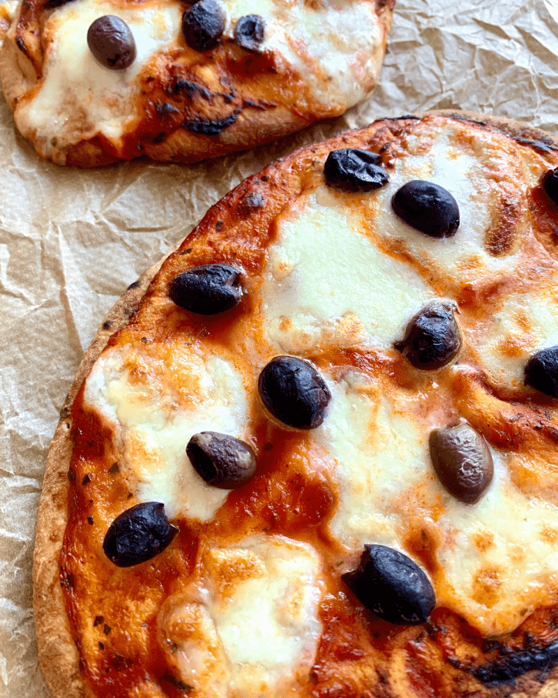 how to make black olive pizza 