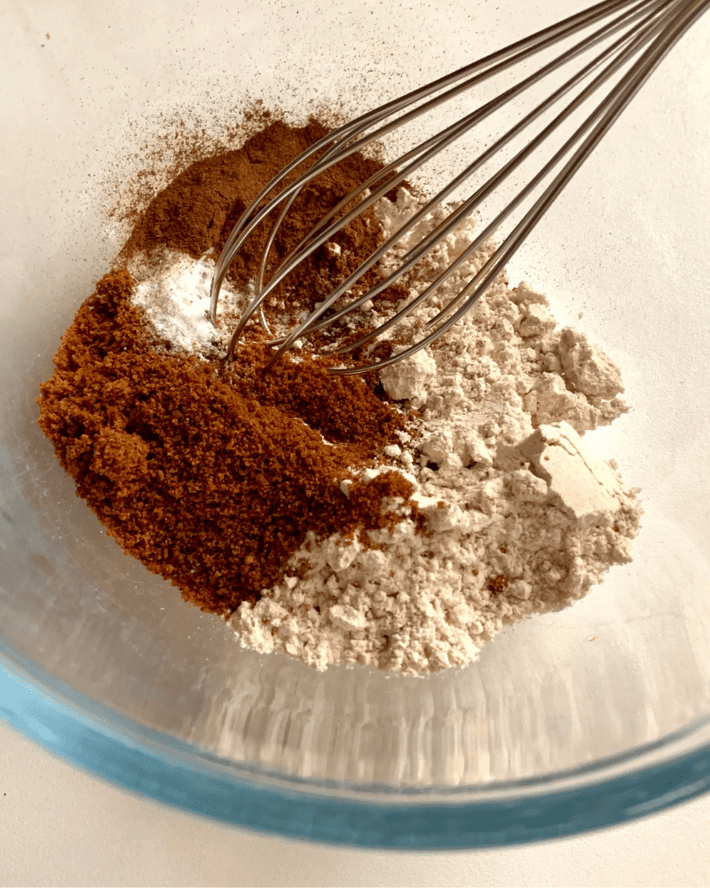 how to make cinnamon mug cake 