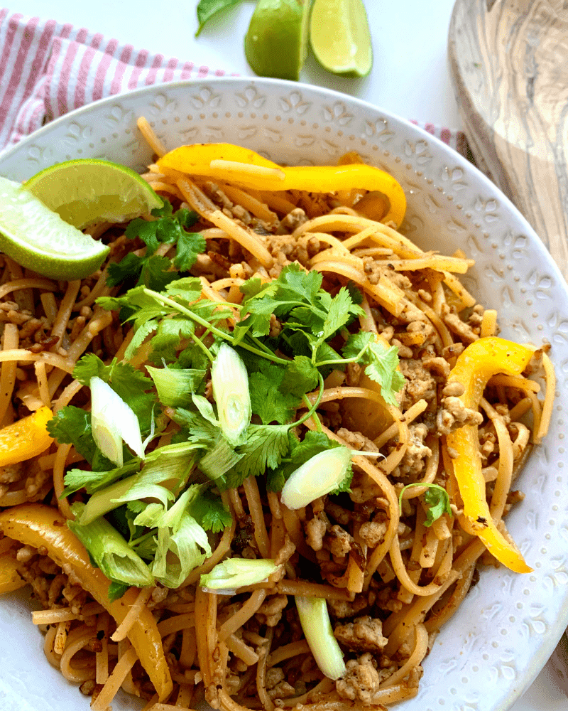 thai pork noodles 
