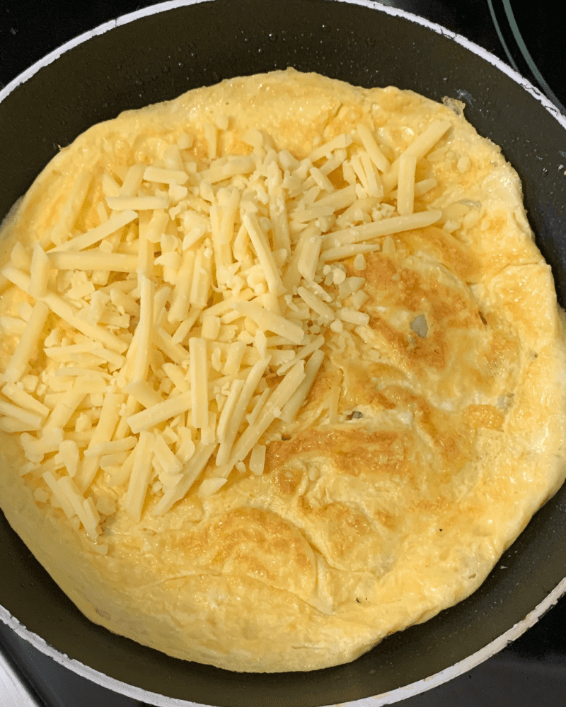 cheesy omelette 