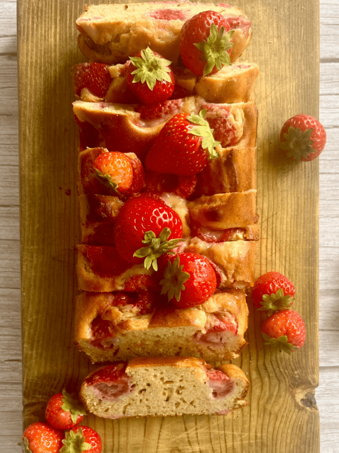 fresh strawberry loaf cake