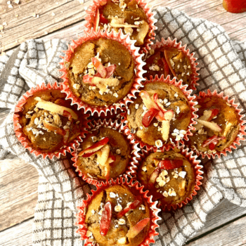 healthy apple and cinnamon muffins