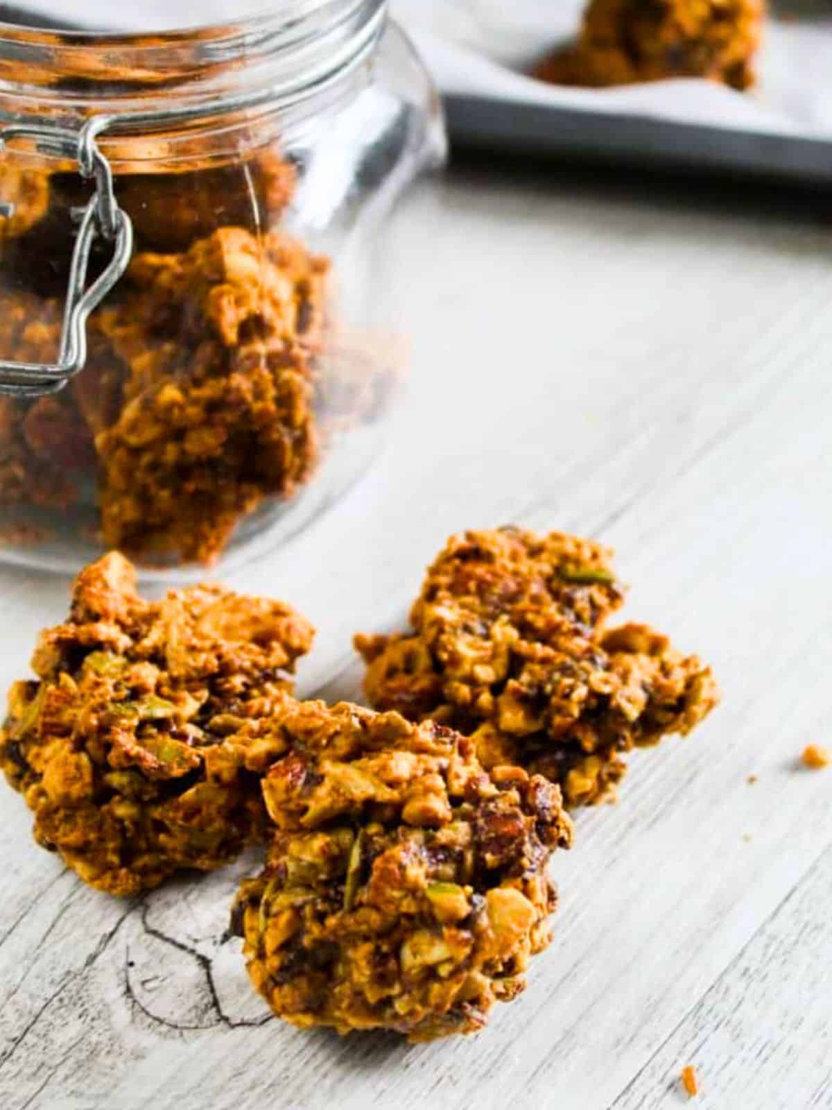 Healthy Date and Walnut Cookies